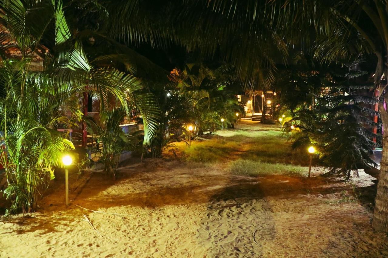 Hotel Secret Garden Arambol Esterno foto